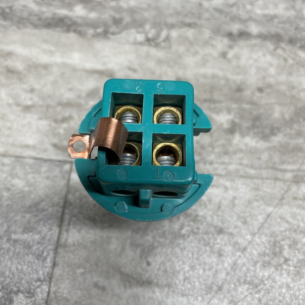 Appleton 304075 Pin & Sleeve Connector Assembly, Lightly Used