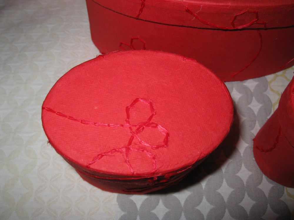 Gift Box Lot red- different sizes 7 items READ