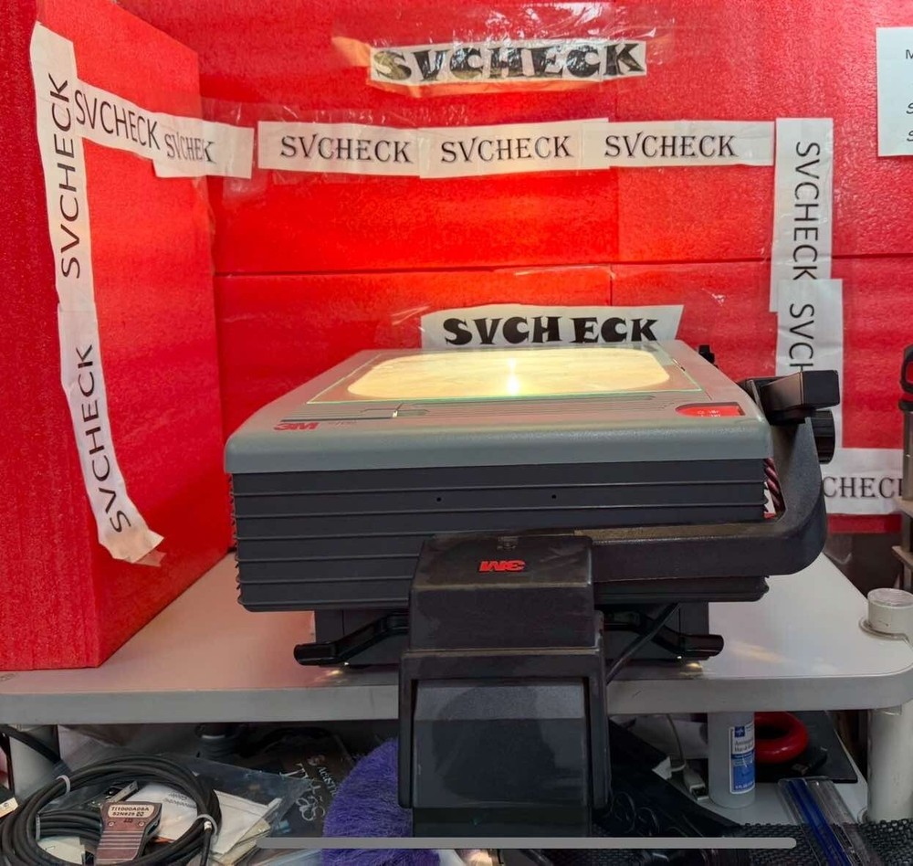 3M 9100 OVERHEAD PROJECTOR 9000AJB