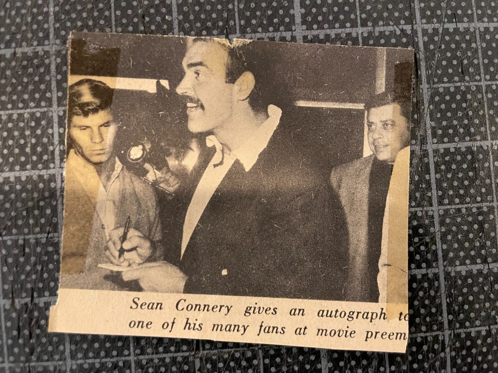 1968 SID CAESAR ACTOR COMEDIAN SIGNED INDEX CARD CUT