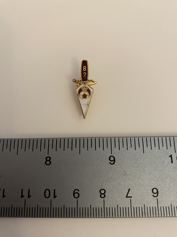 Shriners Masonic 82 Lapel Pin P110
