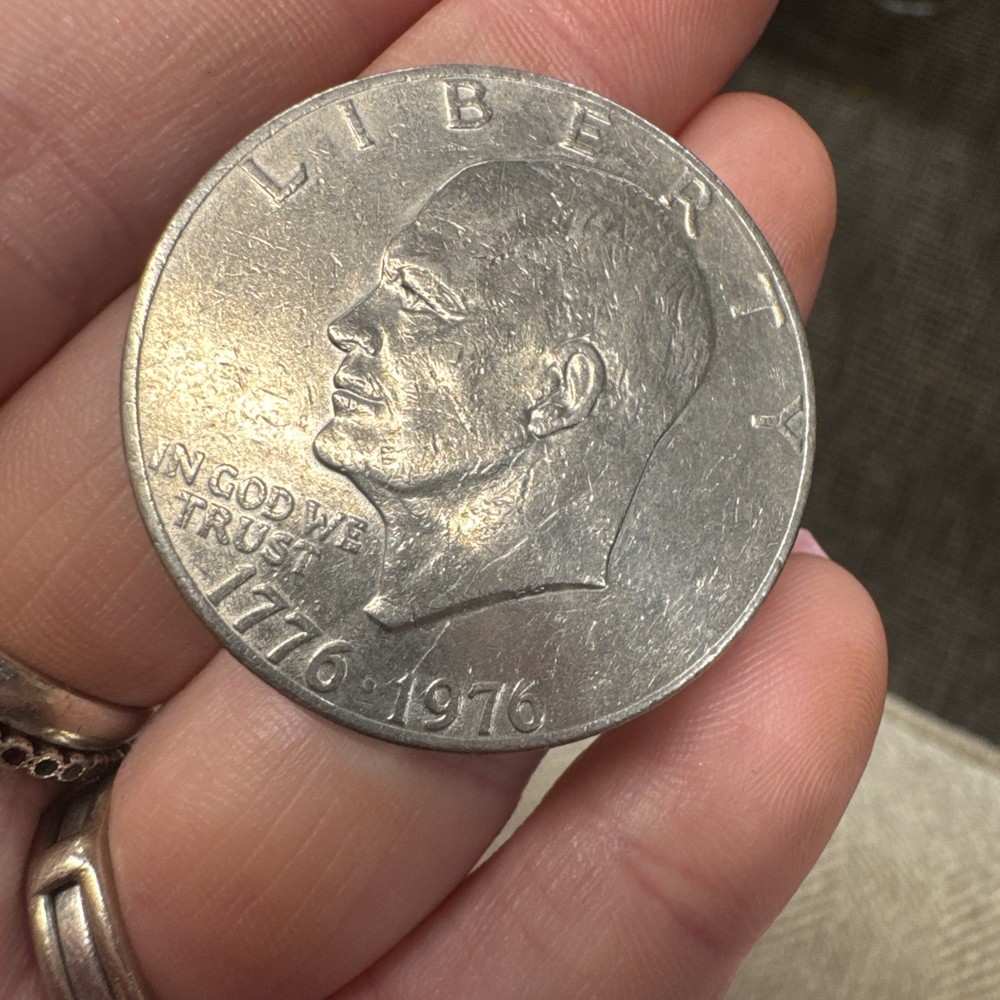 Bicentennial Dollar Coin No Mint Mark Eisenhower