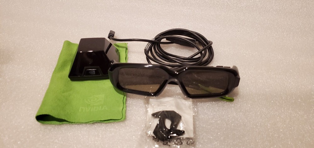 NVIDIA GeForce 3D Vision Wireless Stereoscopic Kit - Ver1 - EXCELLENT CONDITION