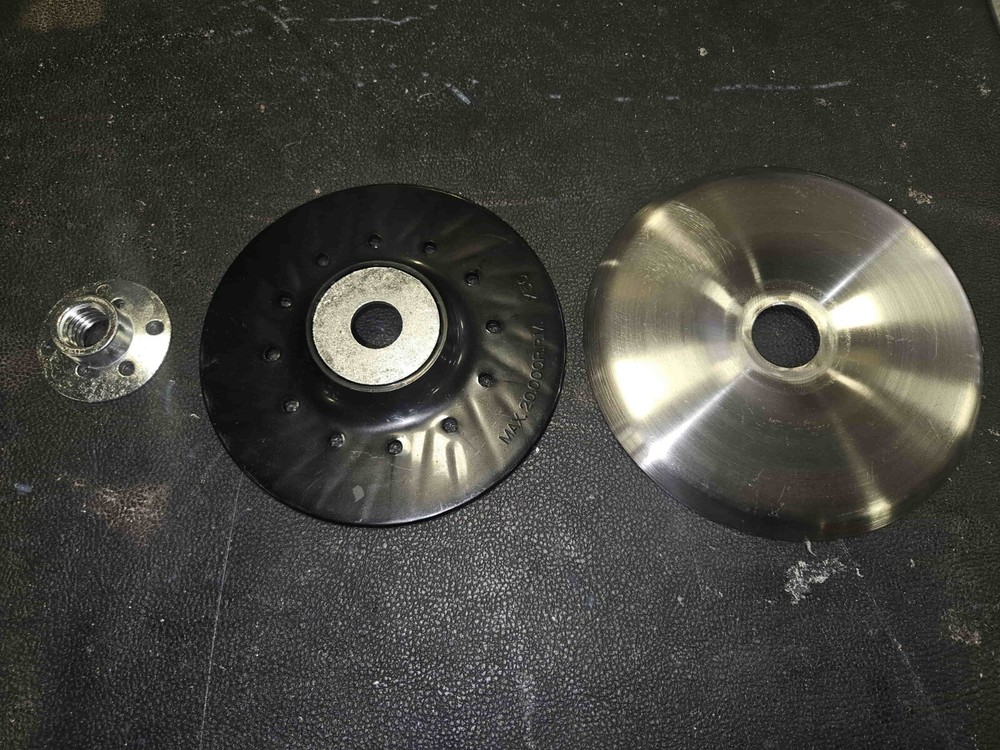 Shrinking Disc Super Combo (With DVD)