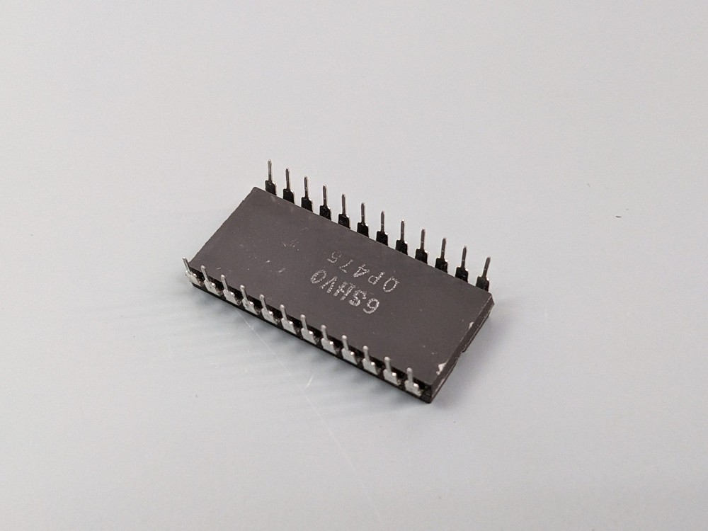 (2) RCA CDM6116AE2 SRAM ICs, 2K x 8bit