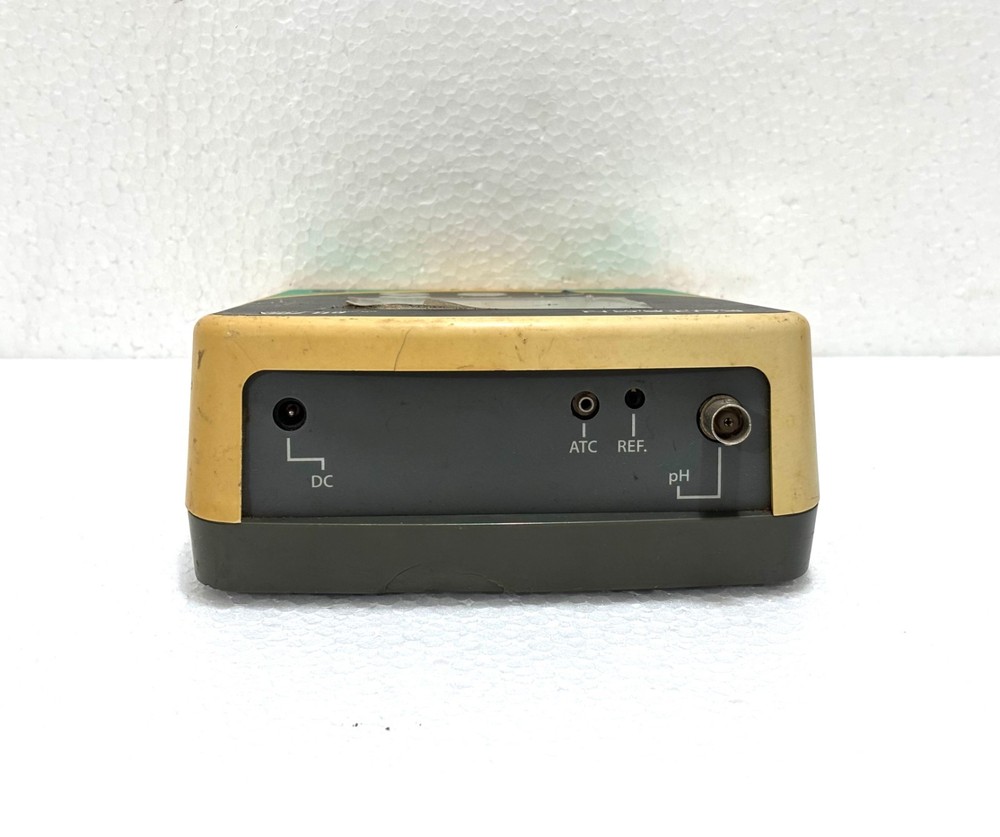 Eutech Instruments PH 700 ph/mv/c/f Meter