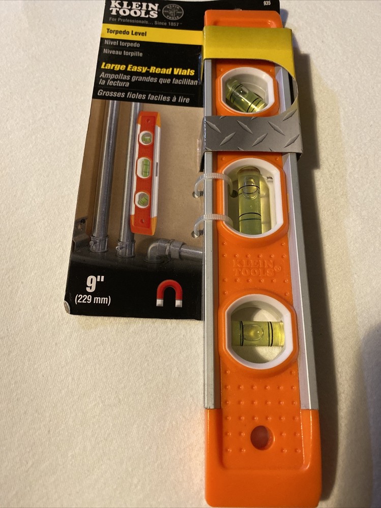 Klein Tools 935 Torpedo Level, 3 Vial, 9 inches, Plastic