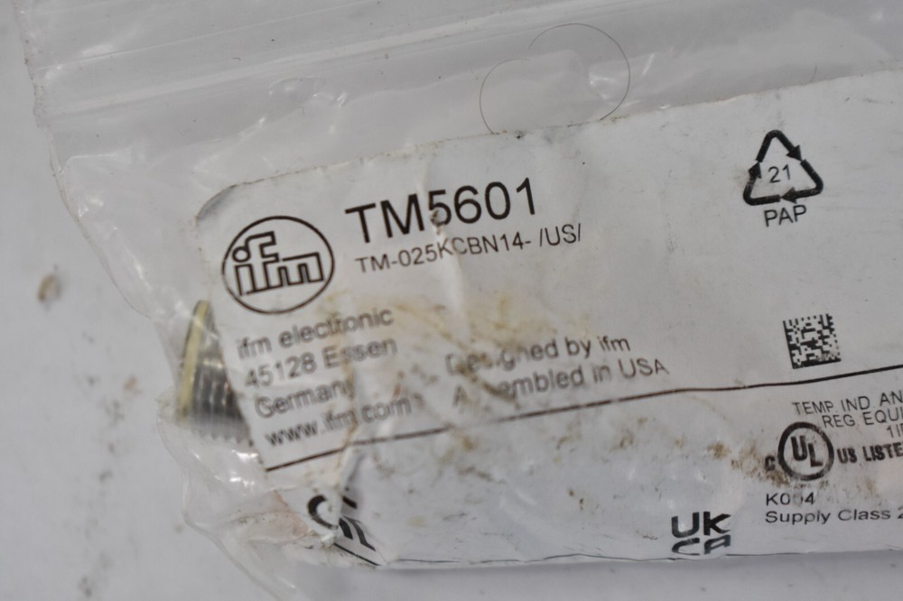 IFM TM5601 Temperature Sensor w Process Connection Electronic Genuine OEM