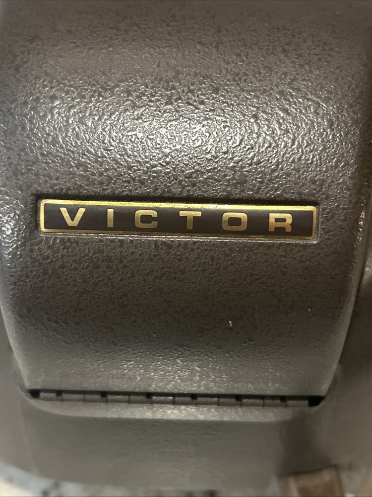 Victor Automatic Calculator Adding Machine Model 73 85 54, Powers On Read