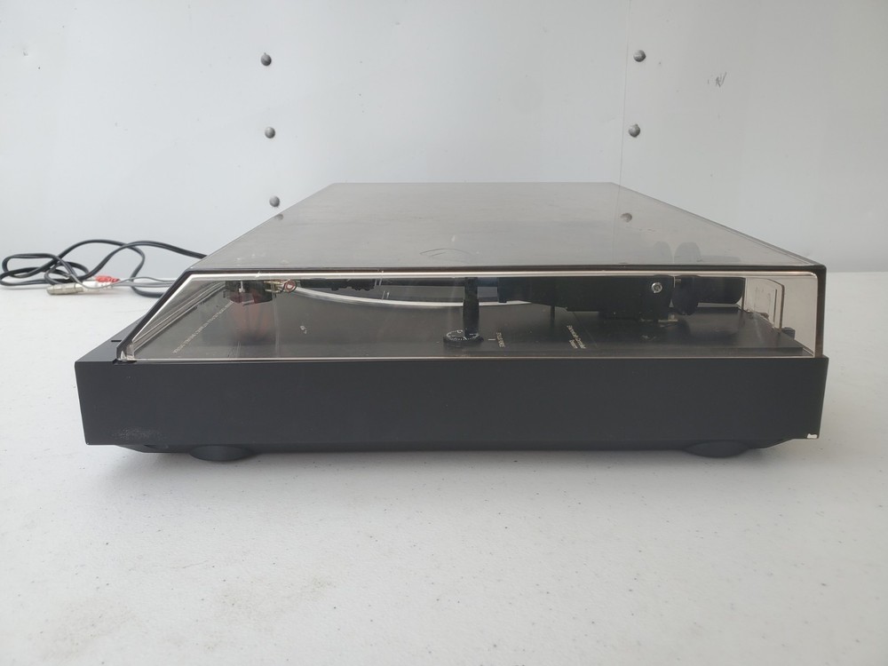 Denon Turntable Quartz DP-23F Micro Processor Fully Automatic Turntable System