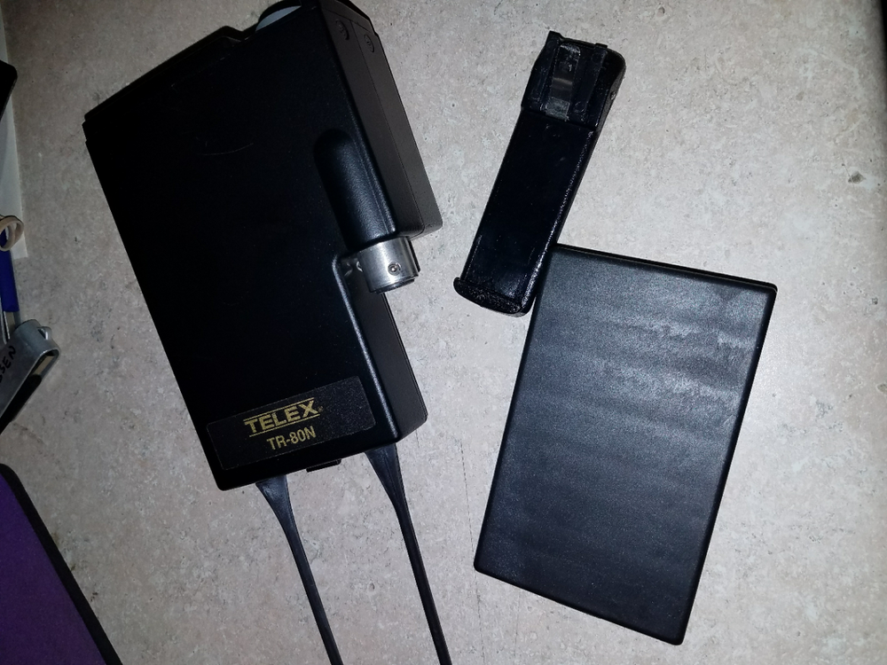 Telex TR-80N UHF Beltpack Wireless Intercom Band A3 R5 Connection