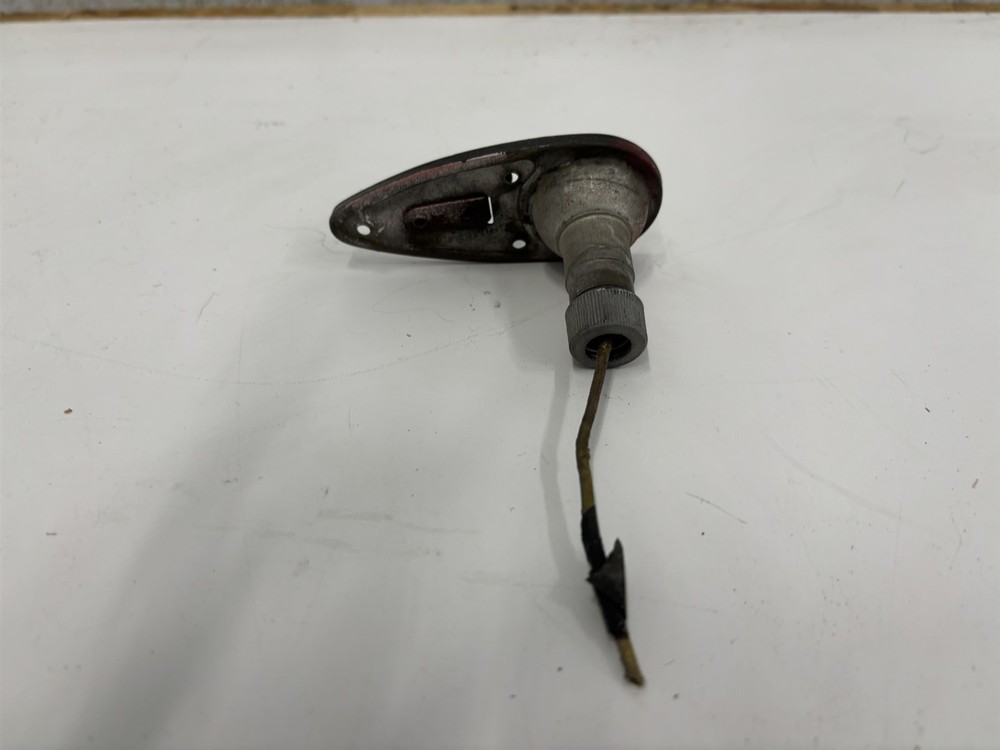 Luscombe Model 8 Grimes Model E NAV Navigation Wing Tip Light Reatiner Base