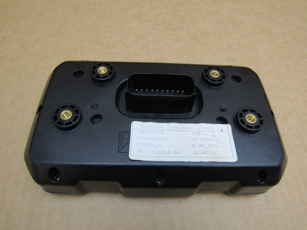 Piaggio 1 2022 instrument clocks (13479)