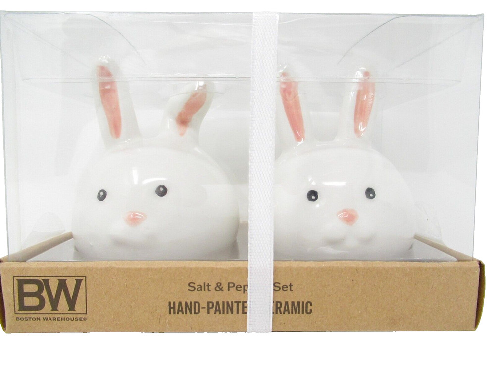 Bunny Rabbit Salt And Pepper Shakers Set ceramic table decor