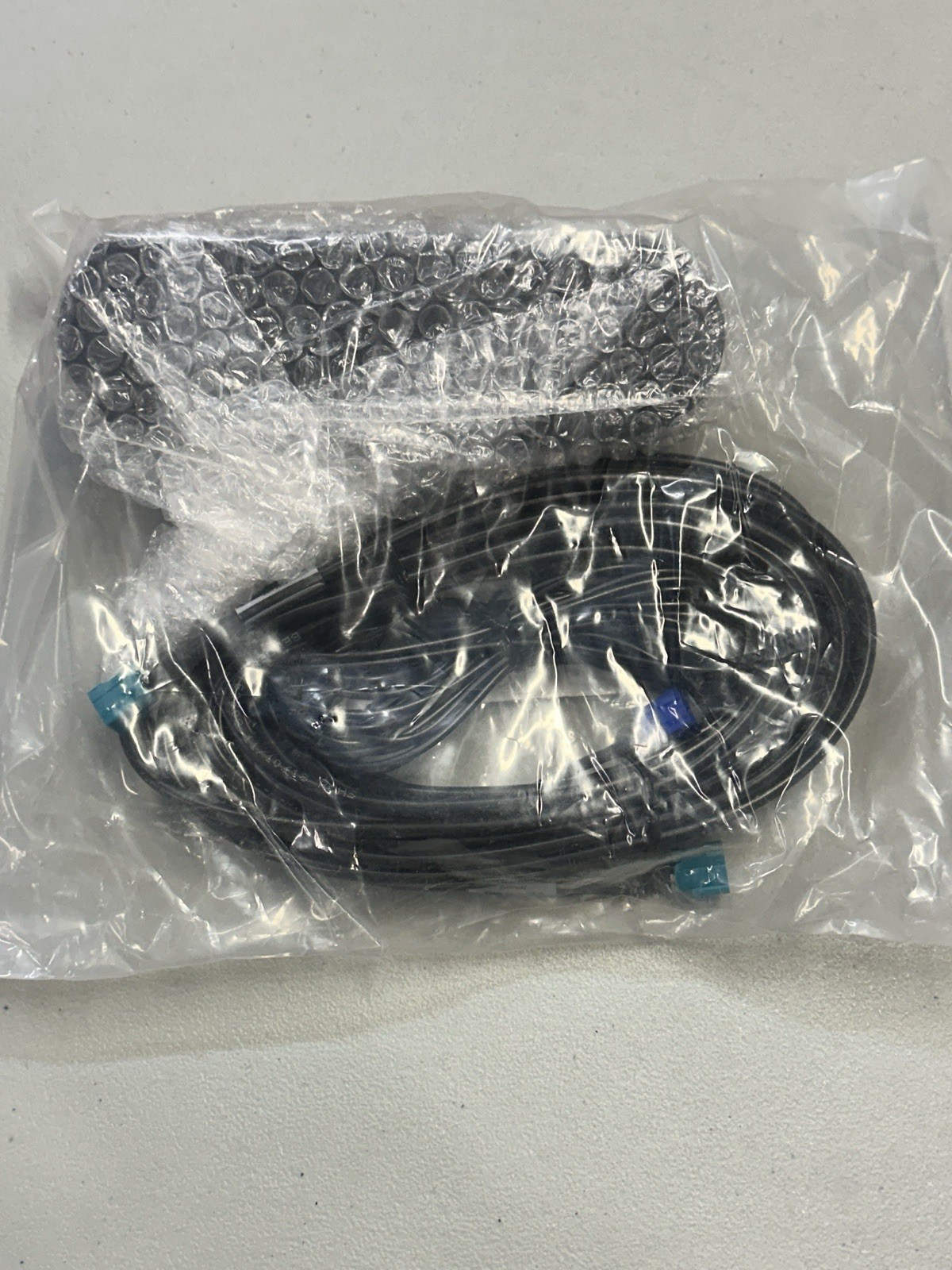 MobileMark MMXFG-5900-3HM3HM2HC-BLK-197 GNSS Mobile Antenna New