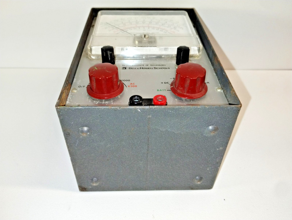 DeVry Institute Of Technology Transistorized Meter, Needs Restoration, Complete.