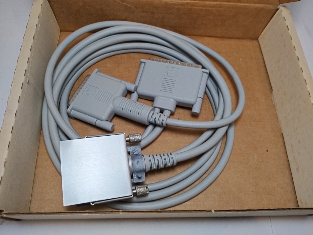 Apple V.35 Cable 590-0691- READ a3