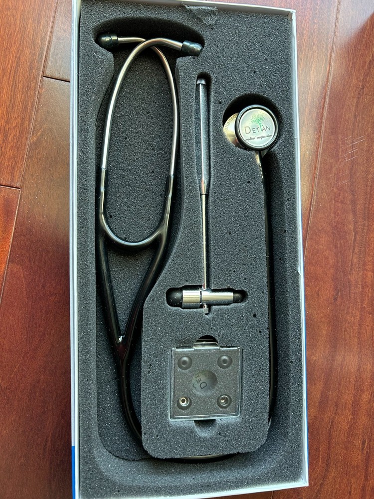 Professional Cardiology Stethoscope With Neurological Hammer