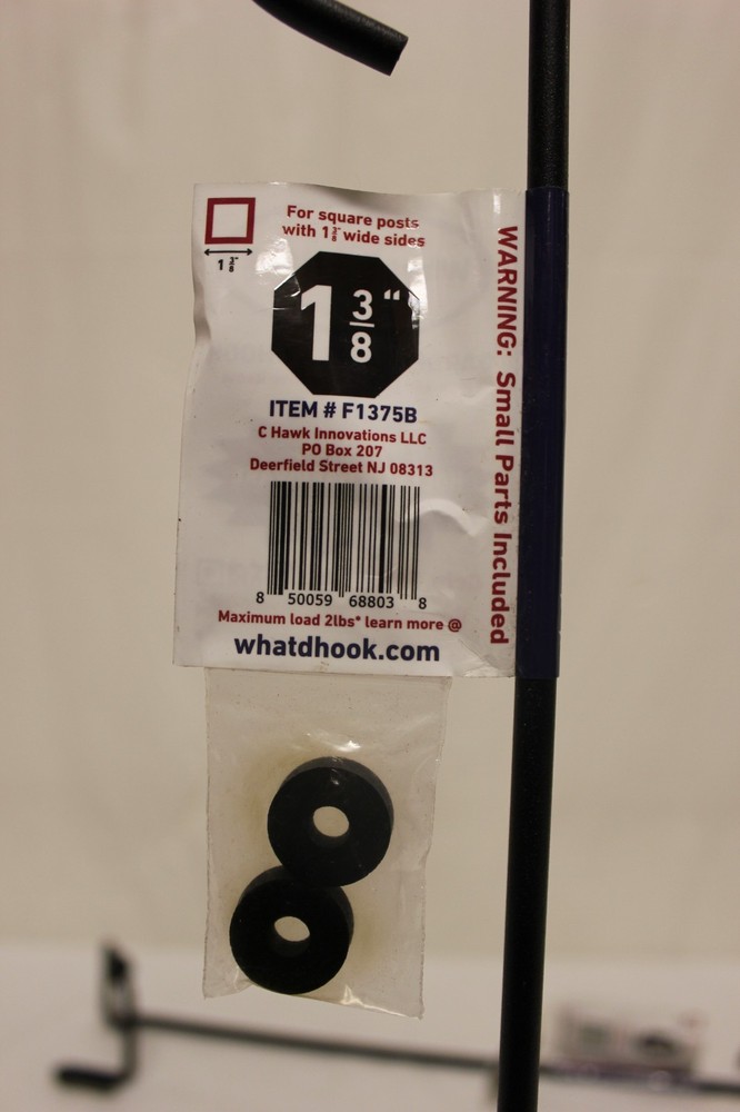 2x What D Hook 1 3/8" Deck Rail Post Garden Display Hook No Hardware Needed G2