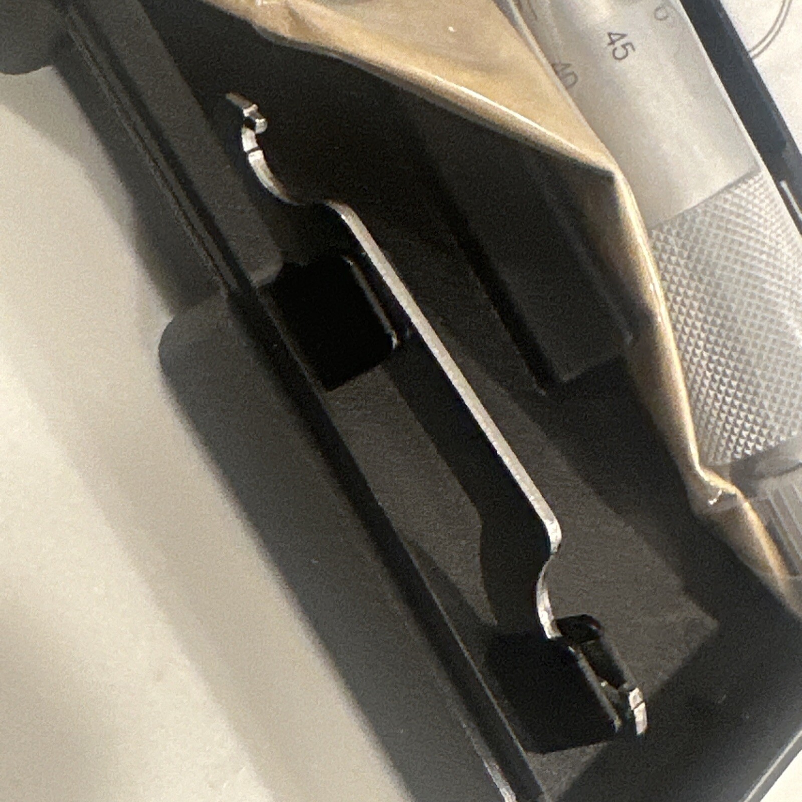 Mitutoyo 103-137 Micrometer, 0mm-25mm Range Baked Enamel Finish Japan New