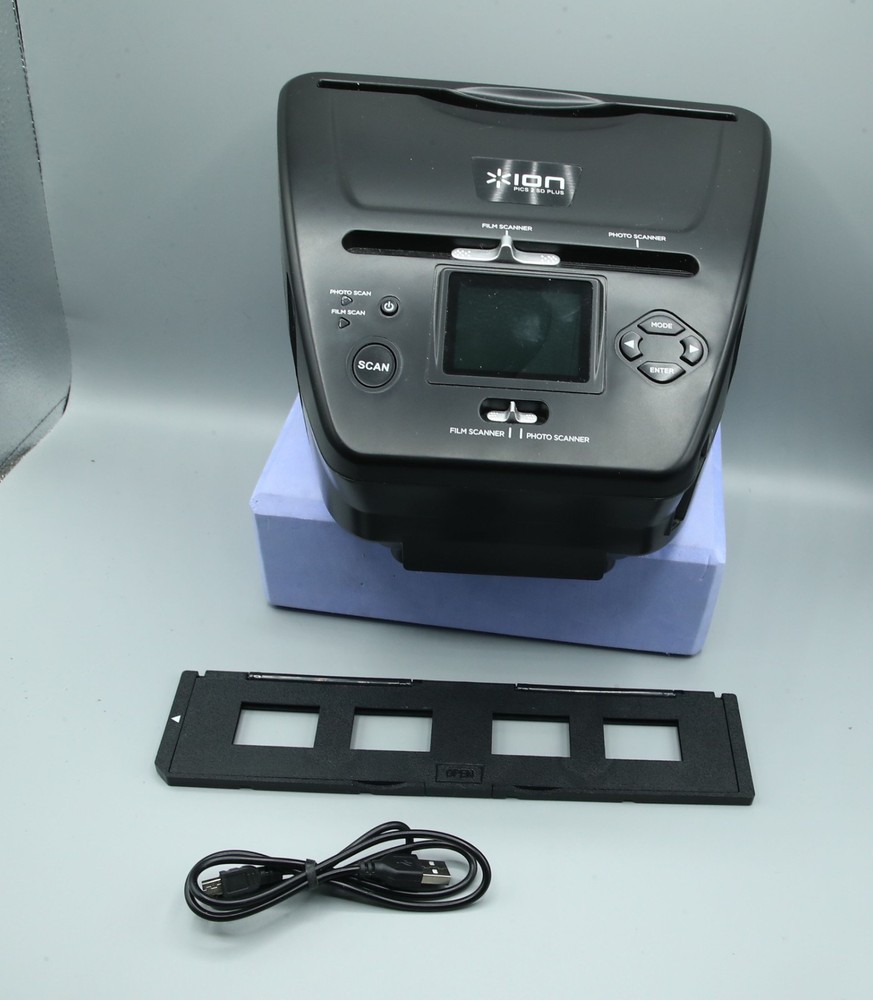 ION Pics 2 SD Plus Slide Negative and Picture Scanner, Base and Slide Frame Only