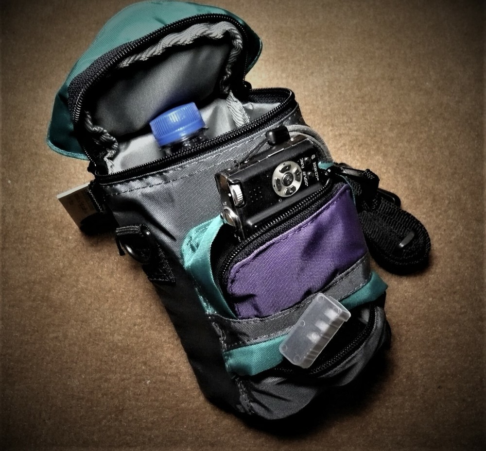 Tundra Ruff Pack Versatile Belt Pouch. NEW !