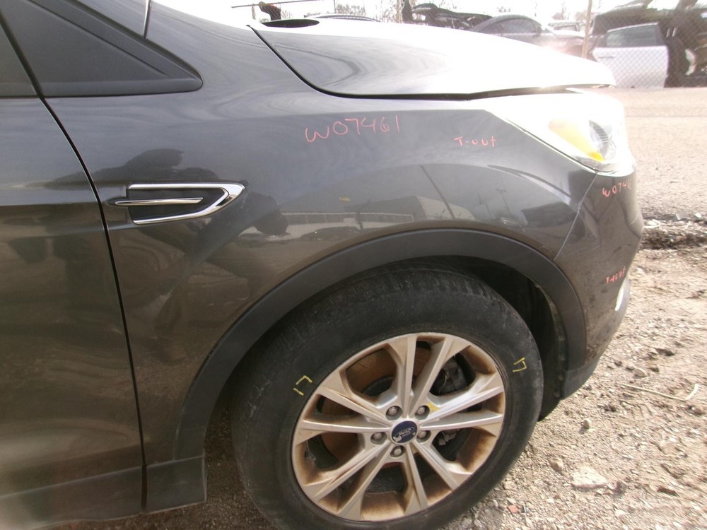 Used Transfer Case Assembly fits: 2017 Ford Escape Grade B