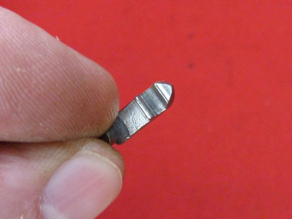 Savage / Stevens / Springfield 67 77 124 840 Left Side Extractor - No Guide
