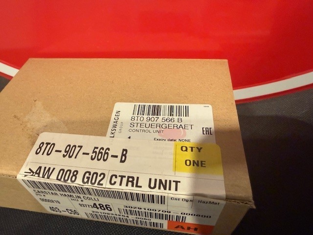Genuine Audi Blind Spot Detection System Warning Sensor 8T0-907-566-B