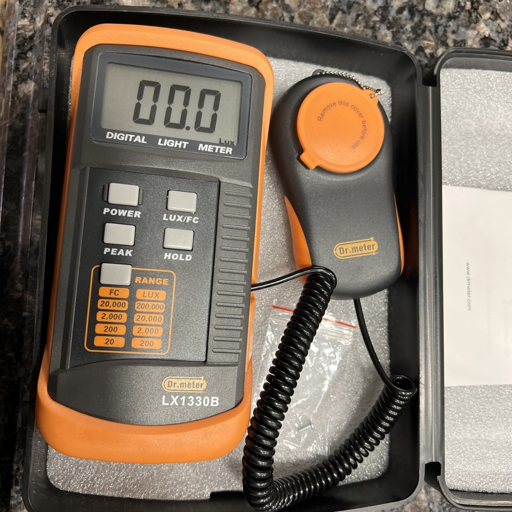 Dr. Meter Digital Lux Meter Model LX1330B With Case & Instructions