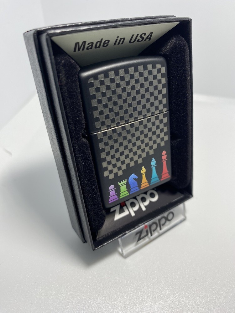 Zippo Etched Chess Set On A Black Matte Lighter