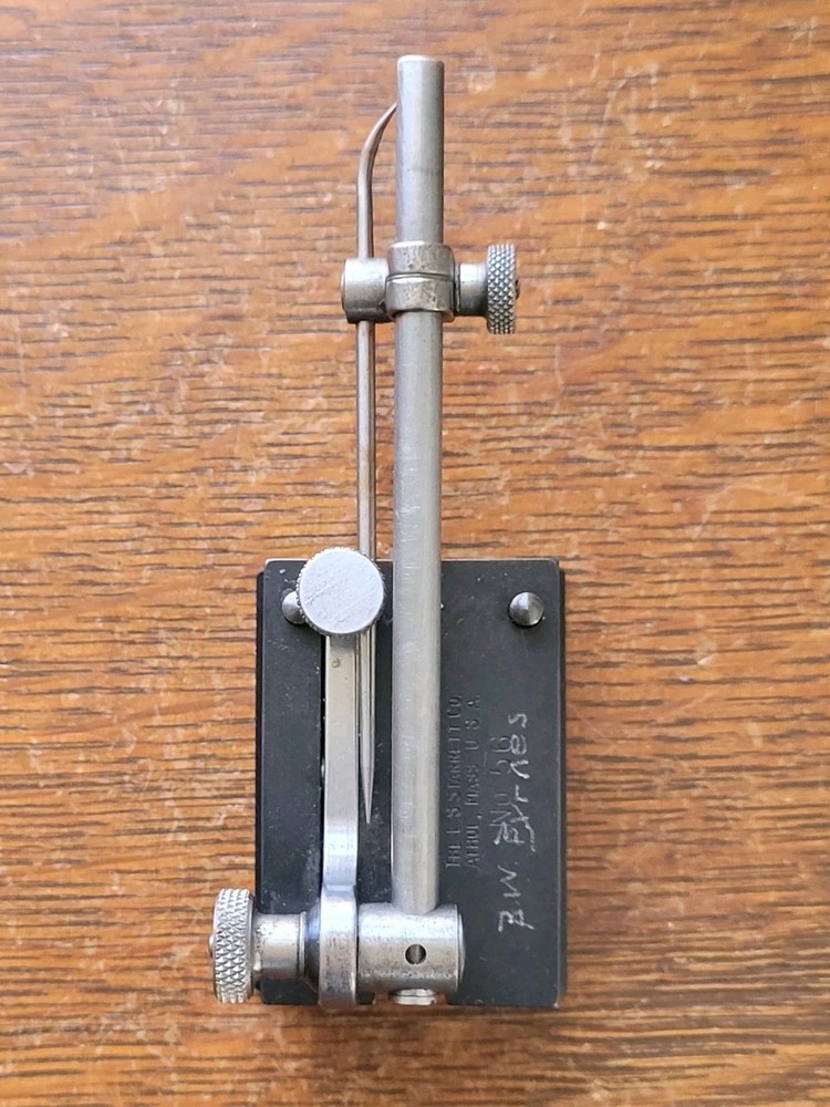 Starrett No. 56A Toolmakers' Universal Surface Gage w/4" Spindle & 3" Scriber