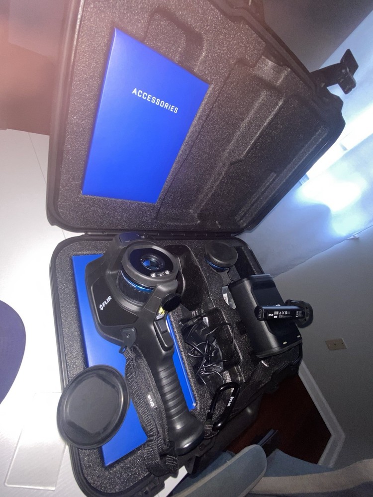 FLIR Advanced Thermal Imager