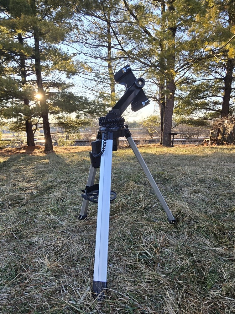 Meade DS-70 Electronic Digital Telescope mount Stand Only UNTESTED