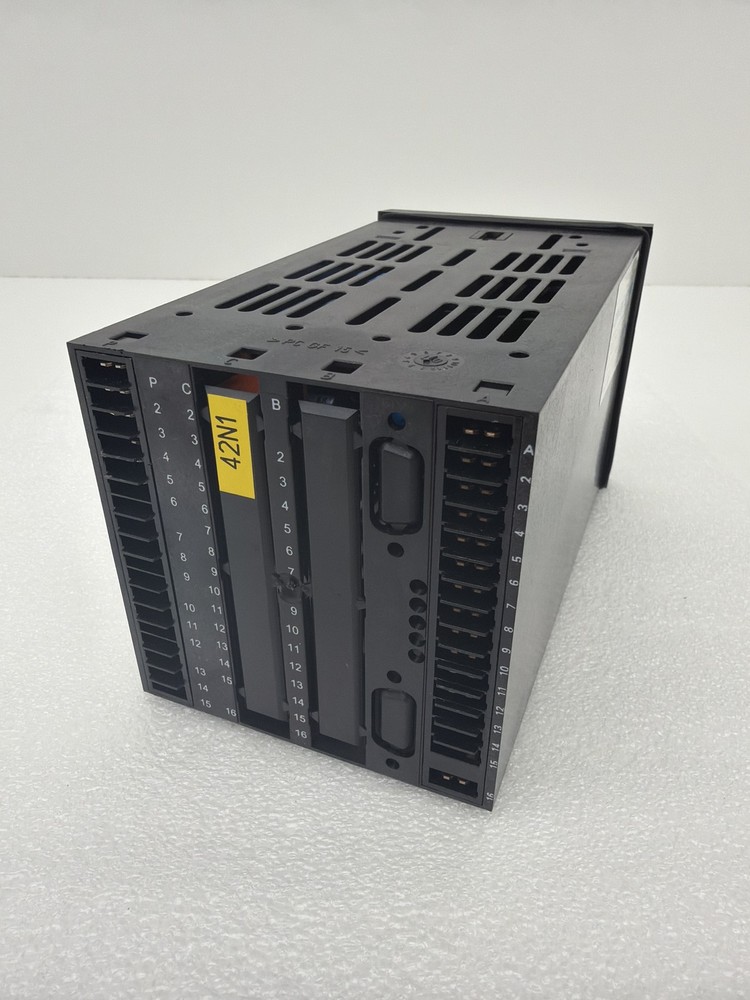 PMA / Philips 9407-928-00101 Temperature Process Controller KS94