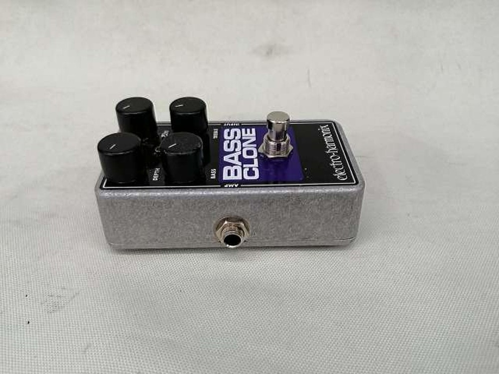 Electro-Harmonix Bass Clone Chorus