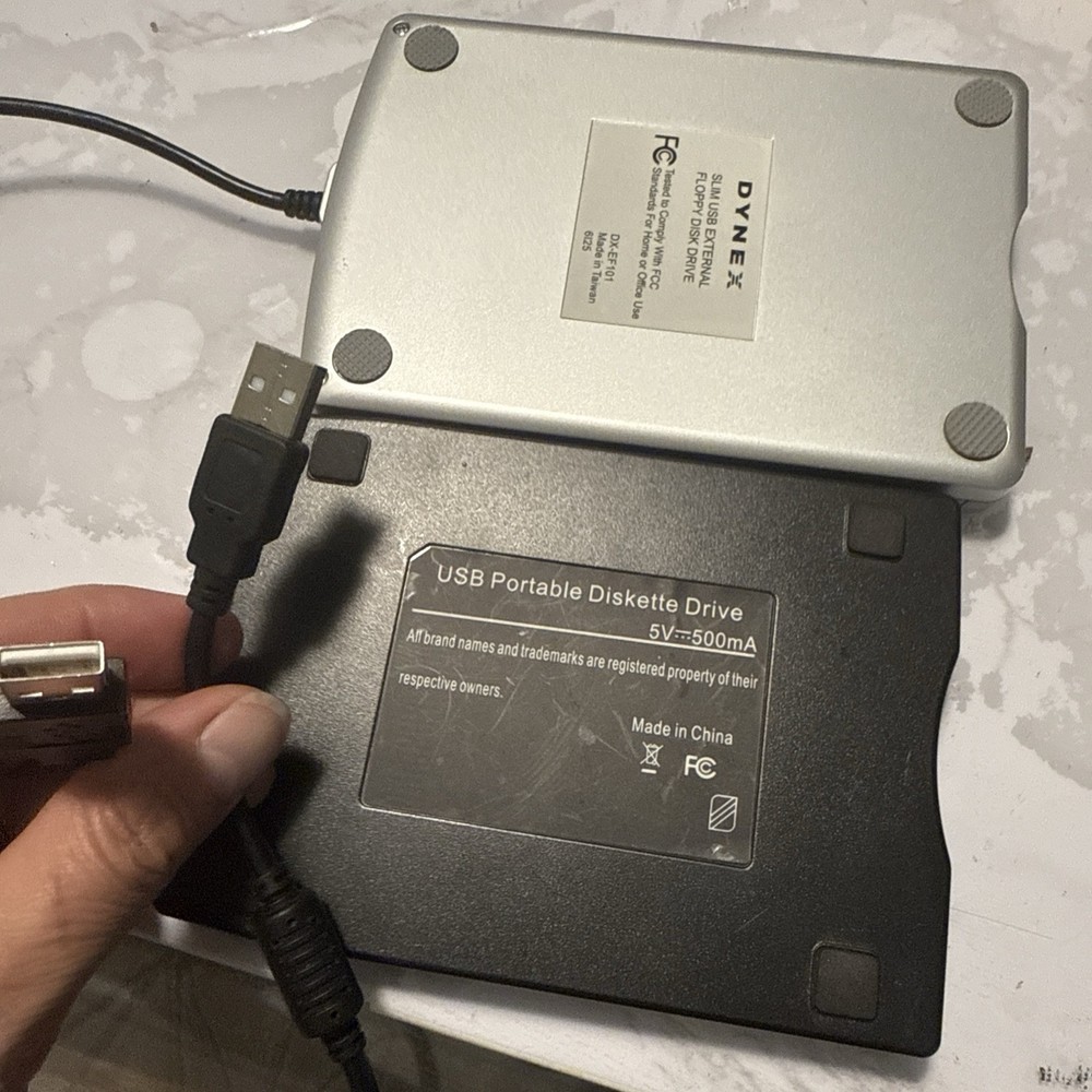 USB Floppy Disk Drive 2 different not tested
