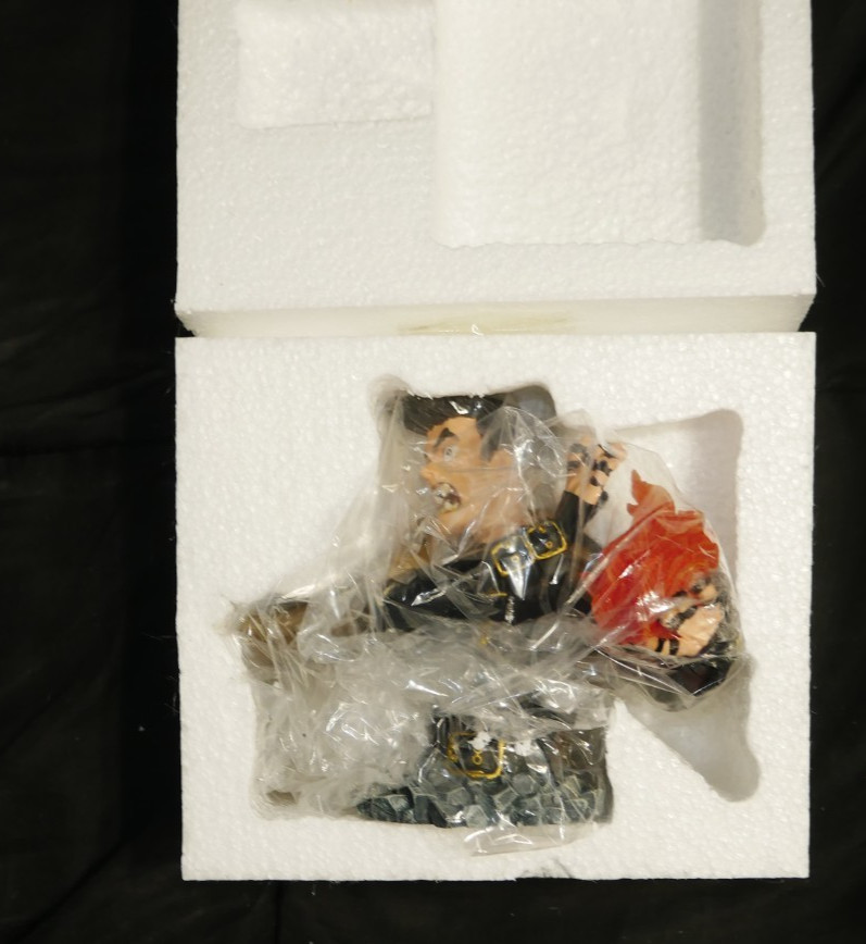 2000 Dynamic Forces Crimson Alex Elder Resin Bust NEW IN BOX