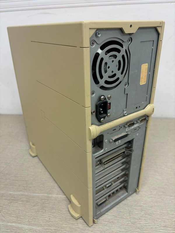 Dell Dimension XPS P90 Vintage Computer (powers on)