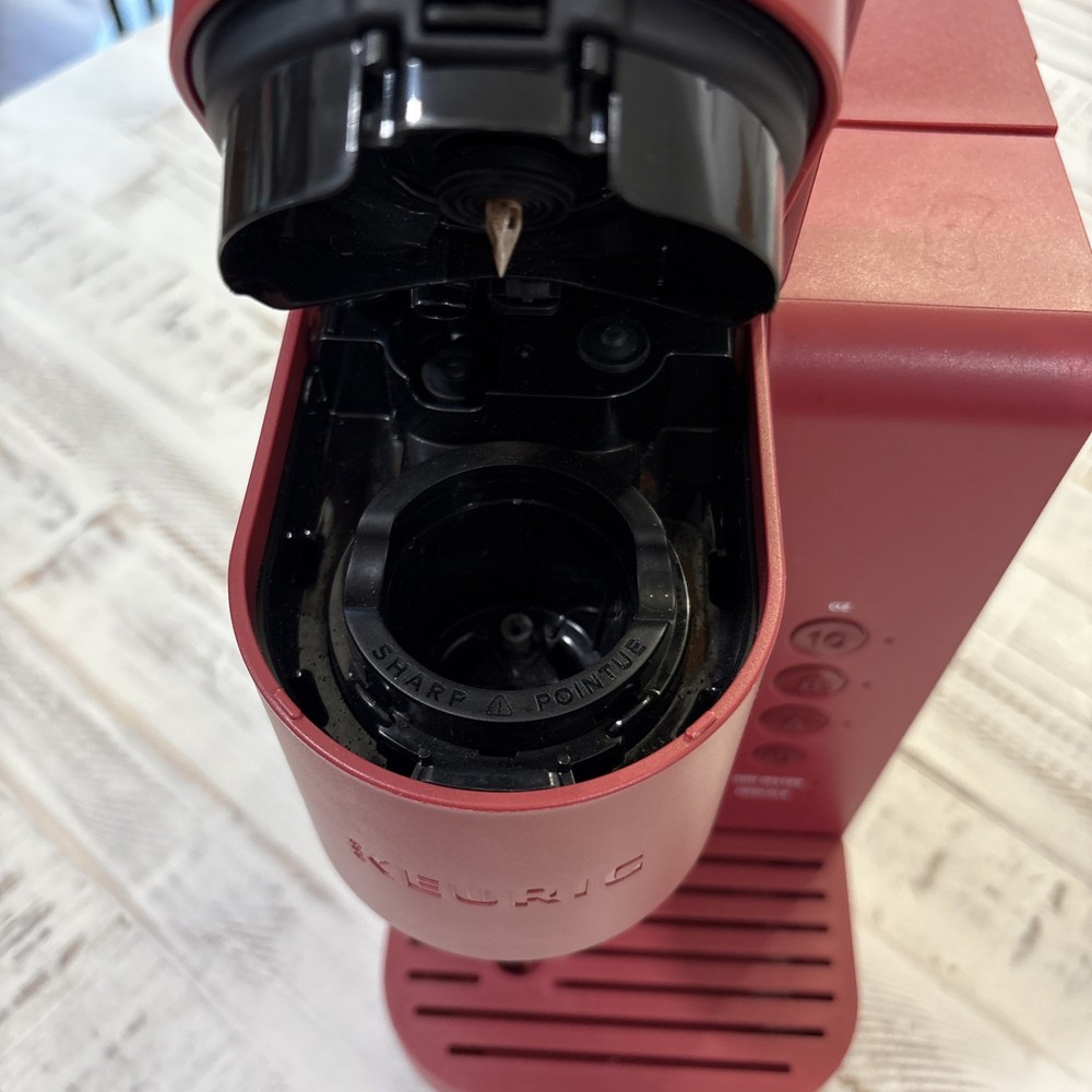 Keurig K-Express Essentials Single Serve Coffee Maker K-Cup Brewer, Red Tested