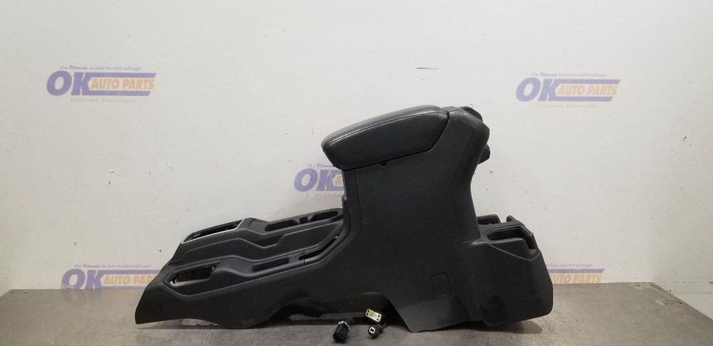 21 JEEP GLADIATOR JT WILLYS CENTER FLOOR CONSOLE ASSEMBLY BLACK MANUAL SHIFT