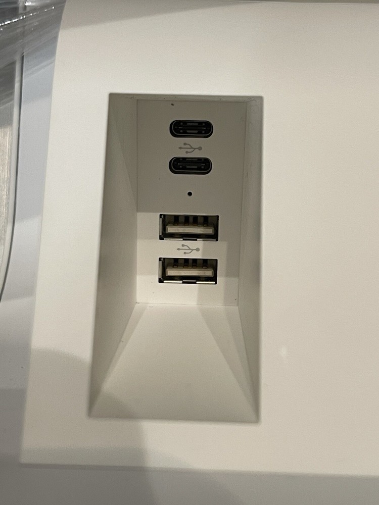 Wix Stores POS Essential Hardware: Terminal + Scanner + Receipt Printer + Bonus