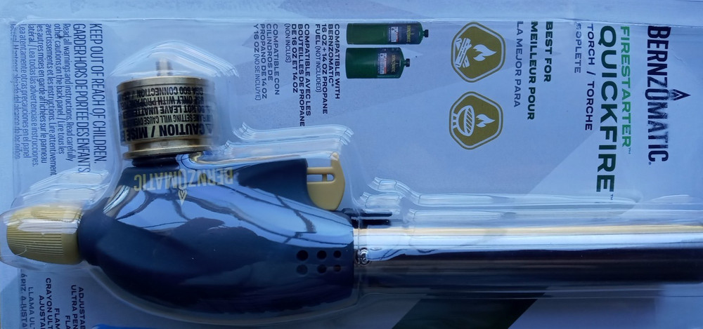 Bernzomatic Quickfire Firestarter Propane Torch WT3301 New Damaged Package