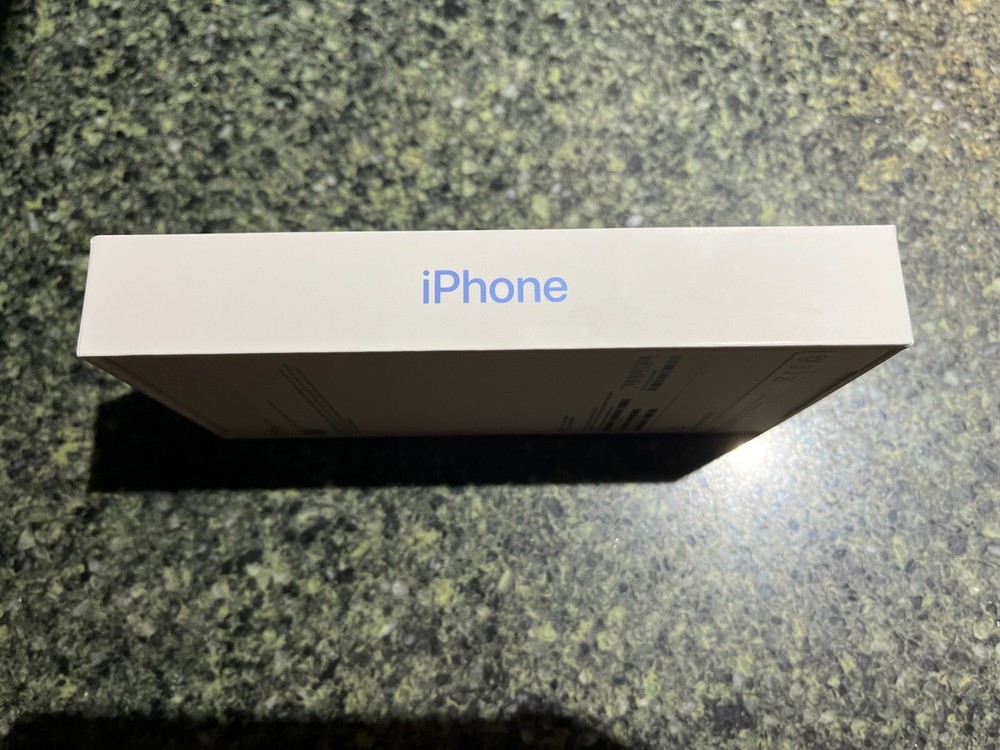 Apple A3081 iPhone 16 Ultramarine - 256GB - Empty Box ONLY