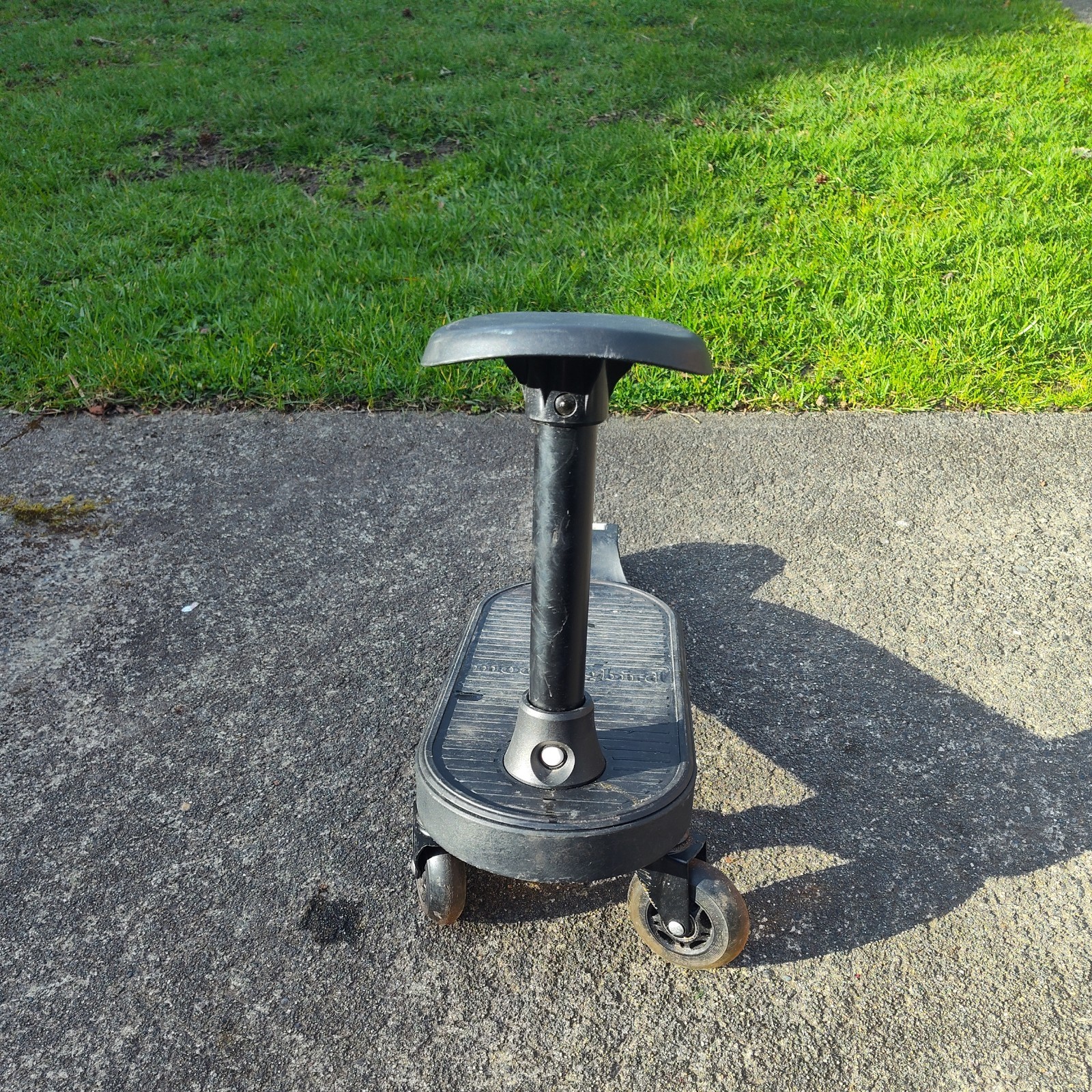 Mockingbird Skateboard Attachment With Seat And Attachment Hub