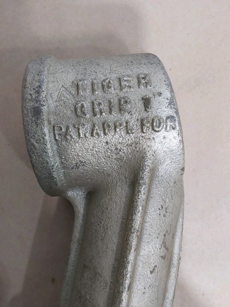 Tiger Grip Conduit Tool For 1 " EMT
