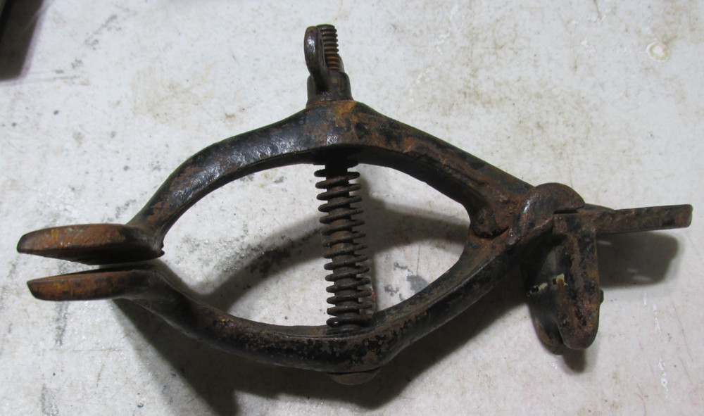 vintage table vise spring type wing nut screw into work table 6" long opens 1"