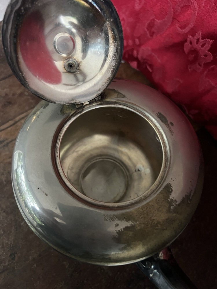 VIKING PLATE SILVER ON E P COPPER LEAD MOUNTS TEA POT Made Canada