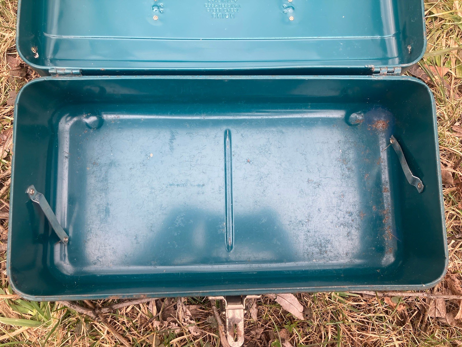 VTG 40’s-60’s Union Steel Chest 5314 Teal White Handle Empty toolbox/tacklebox