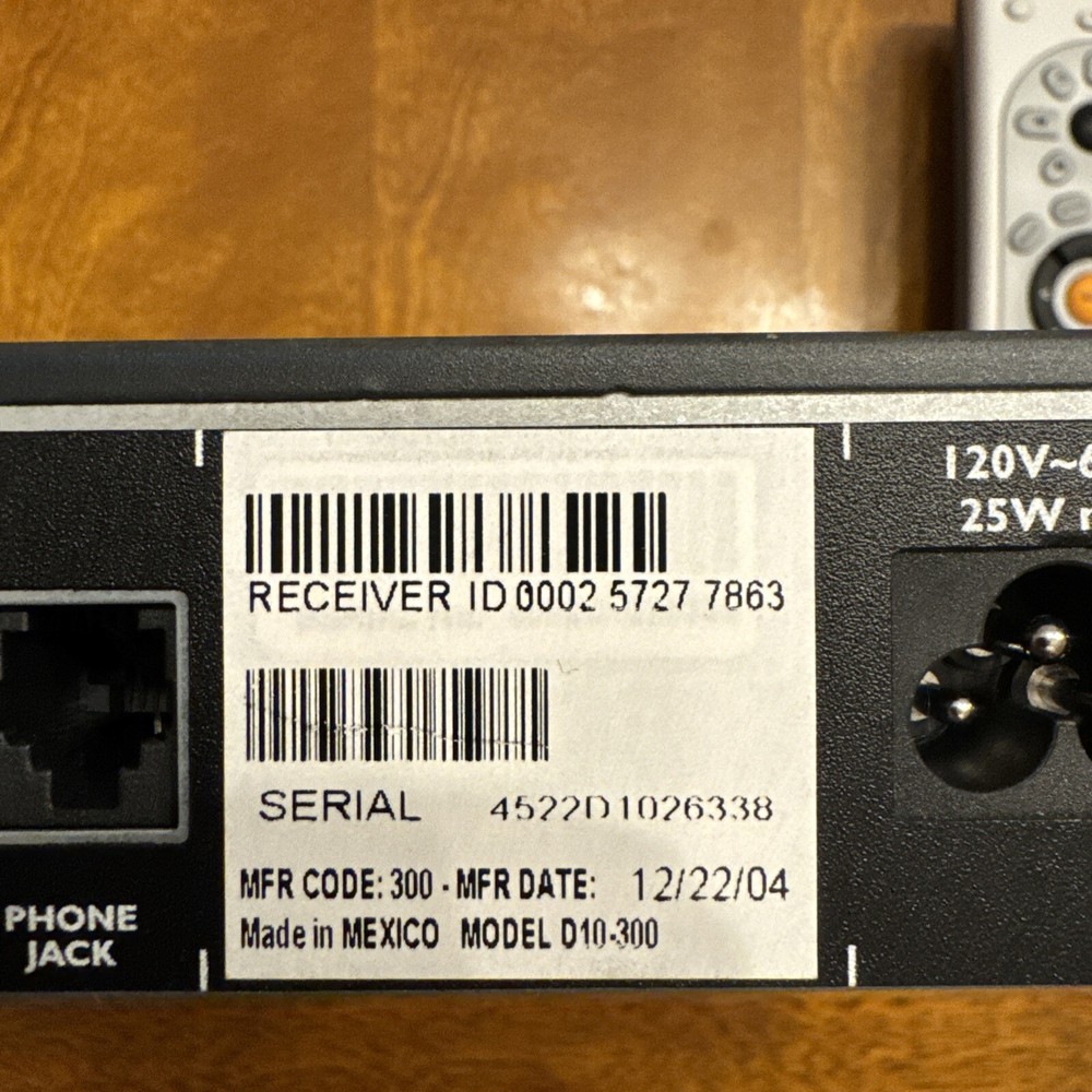 Direct TV Receiver/Remote Model D10-100 Power Cable & Remote Included